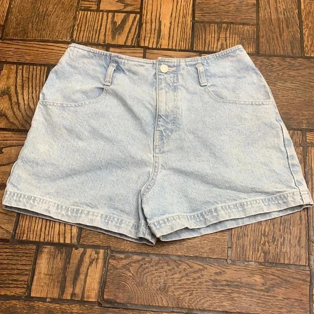 BDG VTG UO high waisted denim acid wash shorts-29